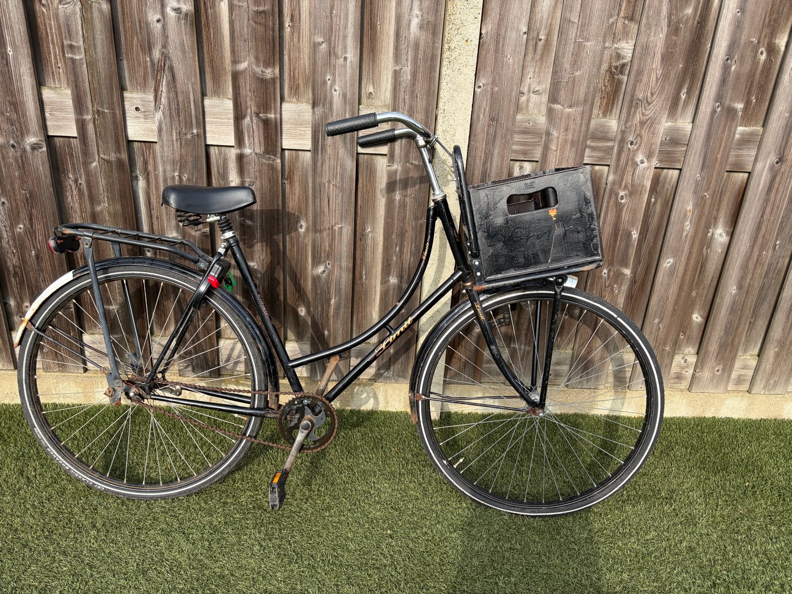 Oude fiets met krat - Tegen elk aannemelijk bod, Trommelrem, Ophalen, Overige merken, 53 tot 56 cm