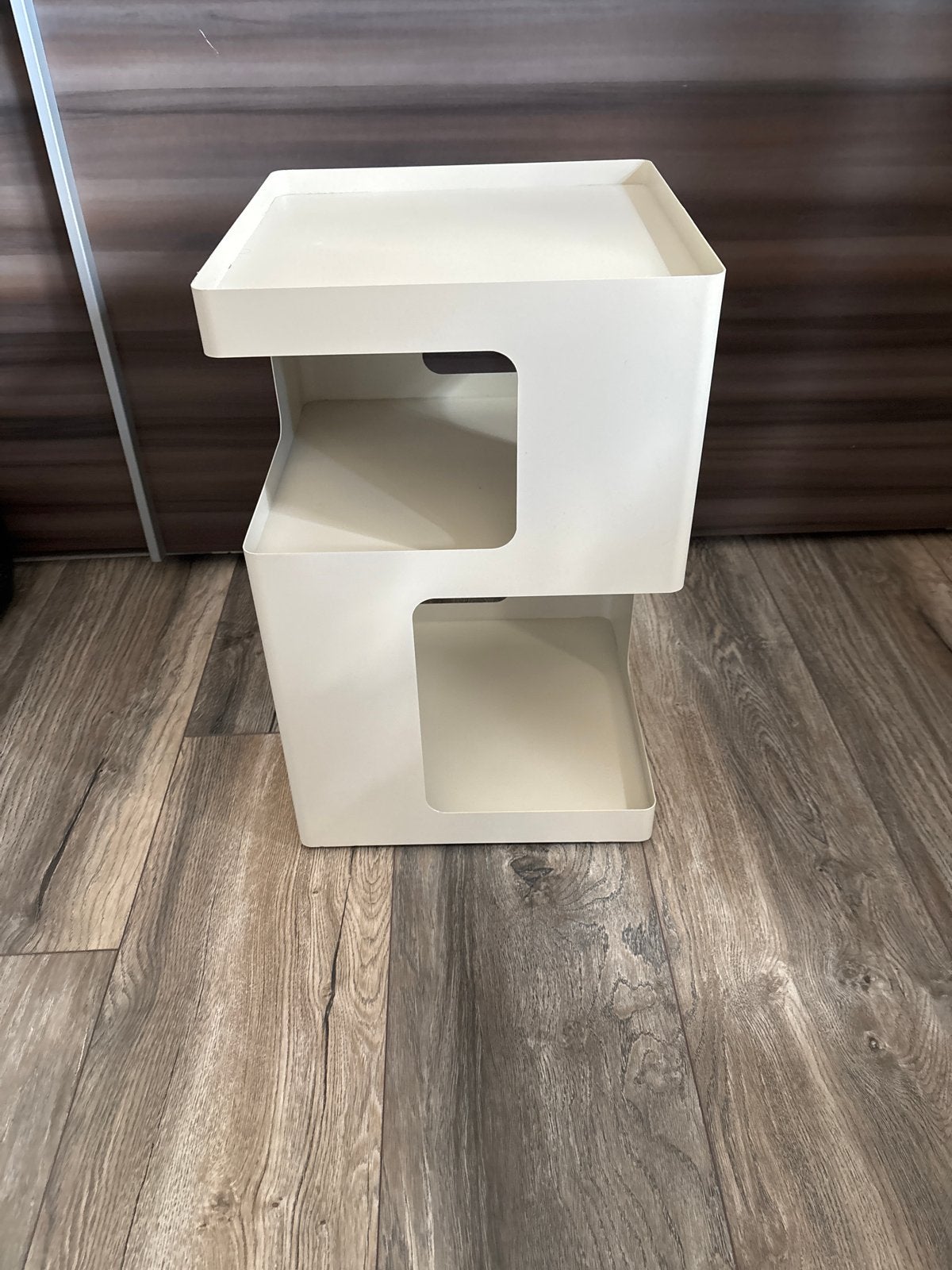 Nachtkastje/ bijzet tafel  KWANTUM, Ophalen
