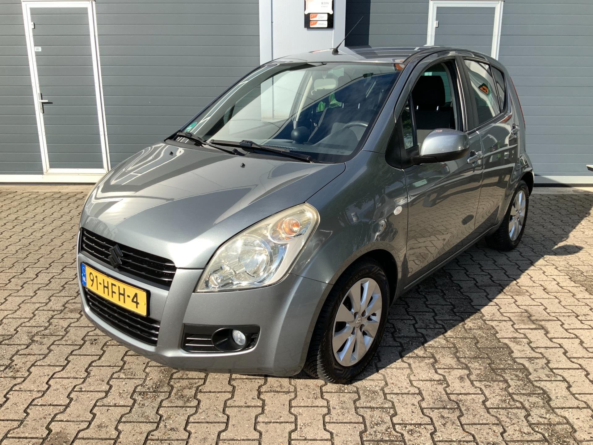 Suzuki Splash 1.0 Exclusive Airco 9-2026, Stof, Gebruikt, 31 €/maand, 996 cc