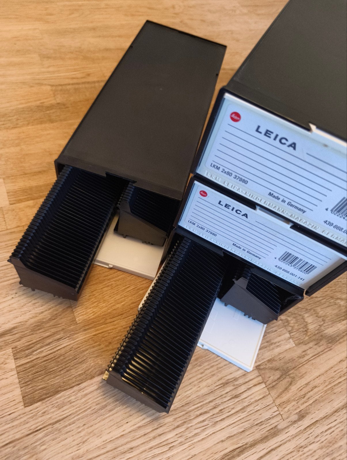 Leica Kindermann LKM Diamagazine 4x2x80 dia's, Leica, Overige typen, Ophalen of Verzenden, Zo goed als nieuw