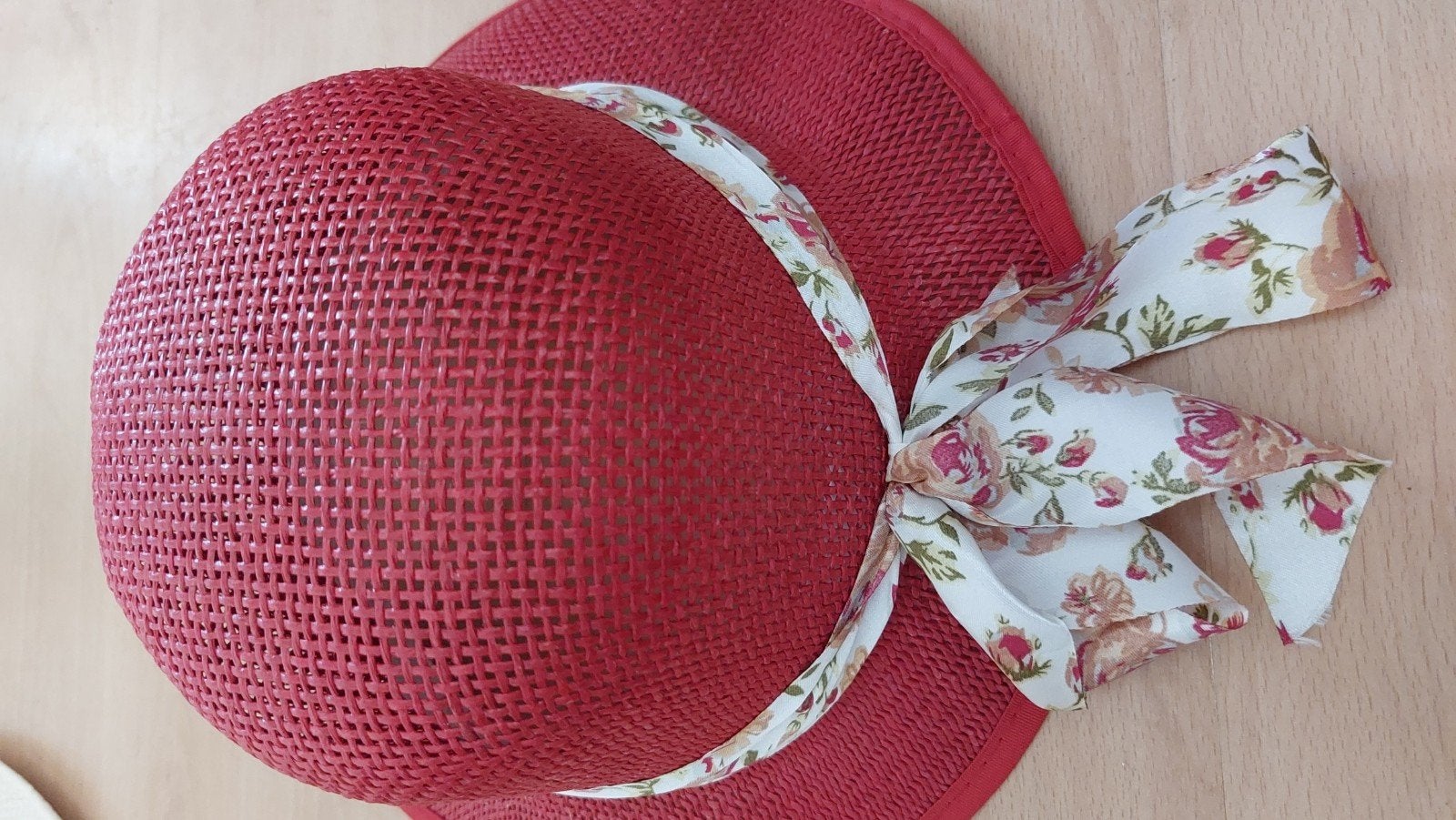 te koop hoed, Kleding | Dames, Hoeden en Petten, Ophalen of Verzenden, Zo goed als nieuw, One size fits all