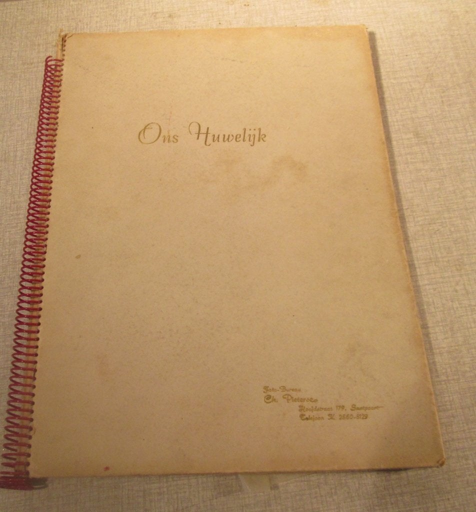 60 Oude Zwart-wit Foto's van een  huwelijk - in album, Foto, Ophalen of Verzenden, Zo goed als nieuw, 1940 tot 1960