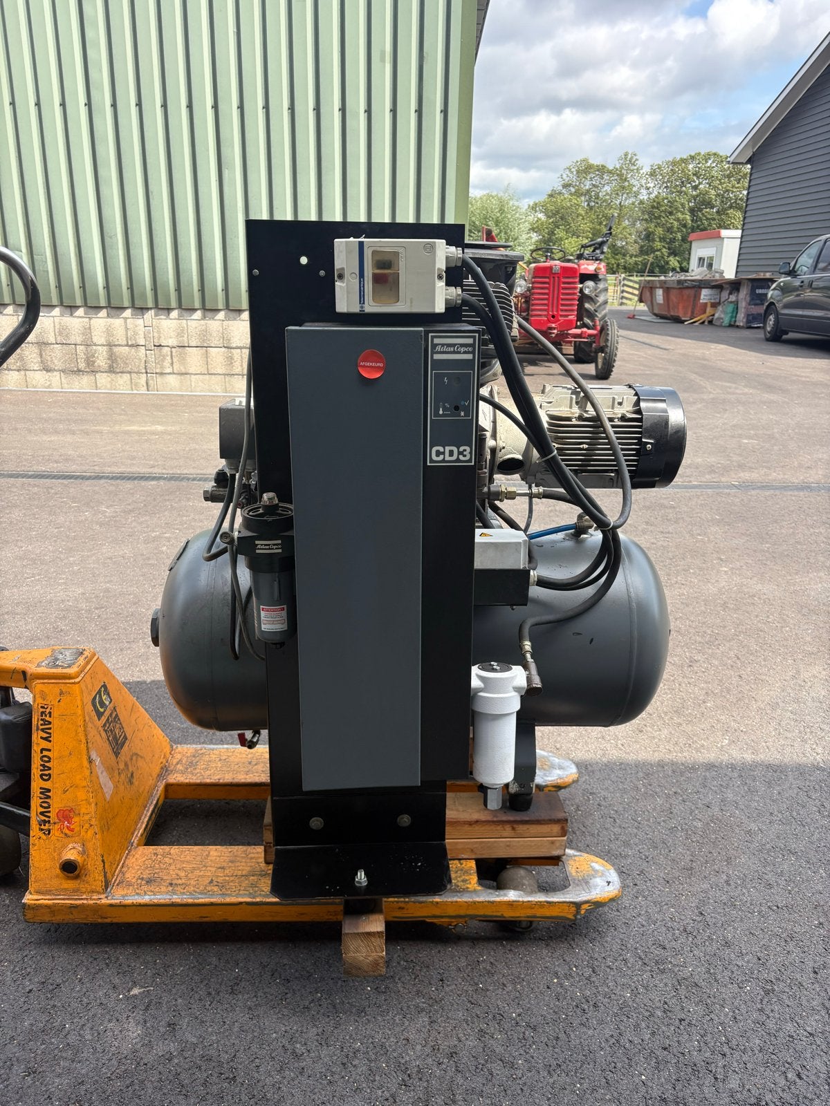 Atlas Copco Luchtcompressor met Adsorptiedroger CD3, Ophalen