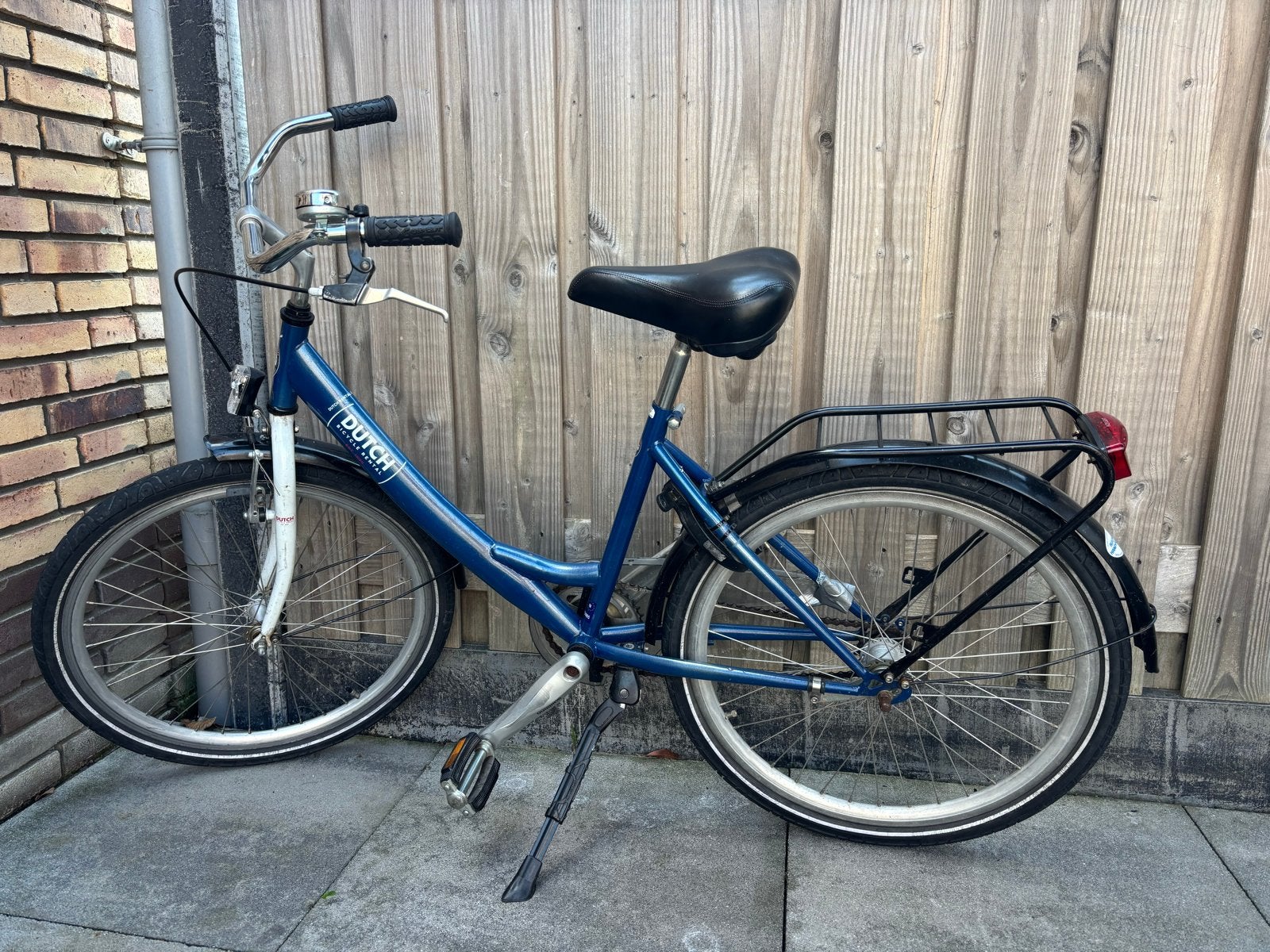 Blauwe kinderfiets - Dutch Bike, Ophalen, Gebruikt, Terugtraprem, 20 inch of meer