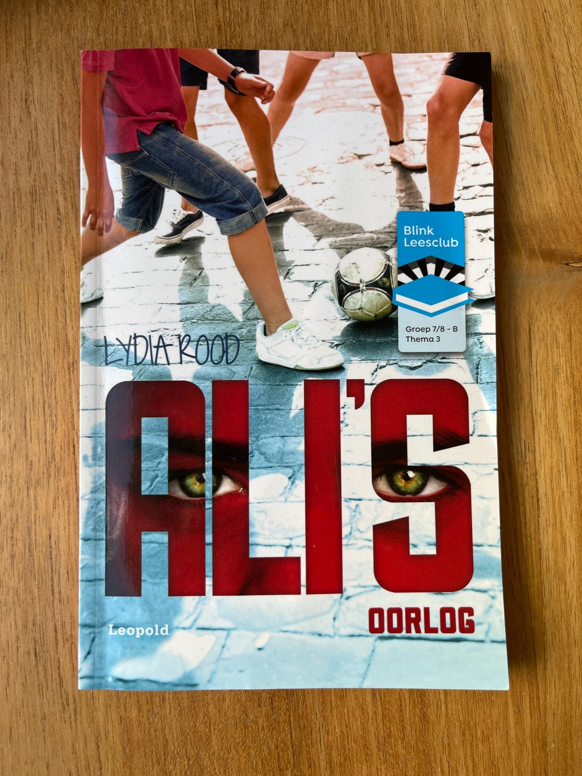 Ali's Oorlog - Lydia Rood (Blink Leesclub), Ophalen of Verzenden, Zo goed als nieuw, Fictie