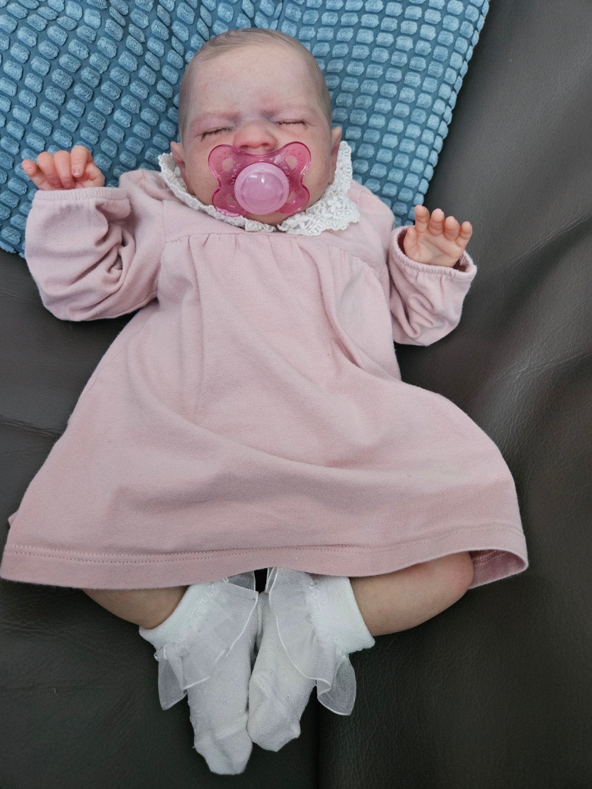 Reborn jezebel, Ophalen of Verzenden, Zo goed als nieuw, Pop