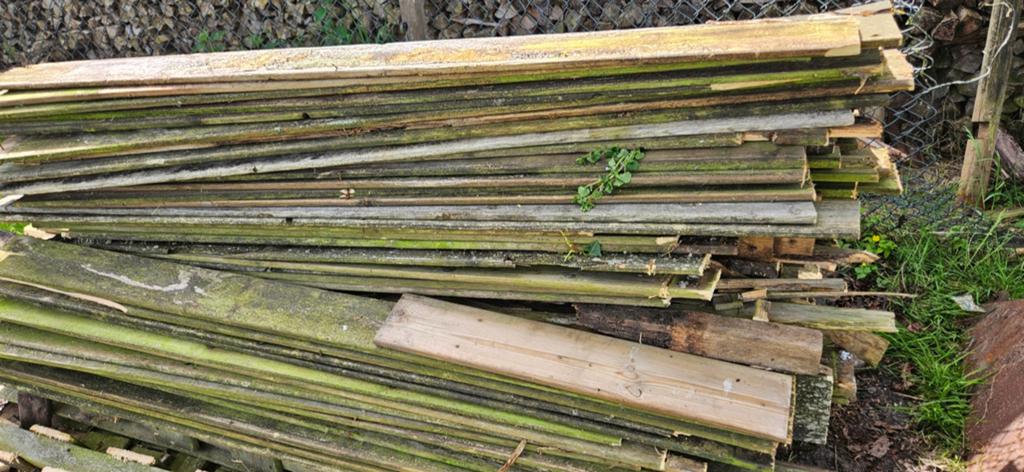 Gratis hout, Tuin en Terras, Tuinhekken en Hekwerk, Ophalen of Verzenden, Gebruikt, Hout, Tuinhek