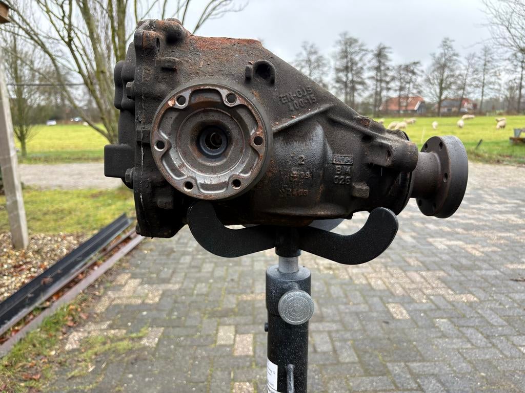 Differentieel BMW E60 E61 2010 - Onderdeelnummer 7570470-02, Auto-onderdelen, Ophalen, Gebruikt, BMW