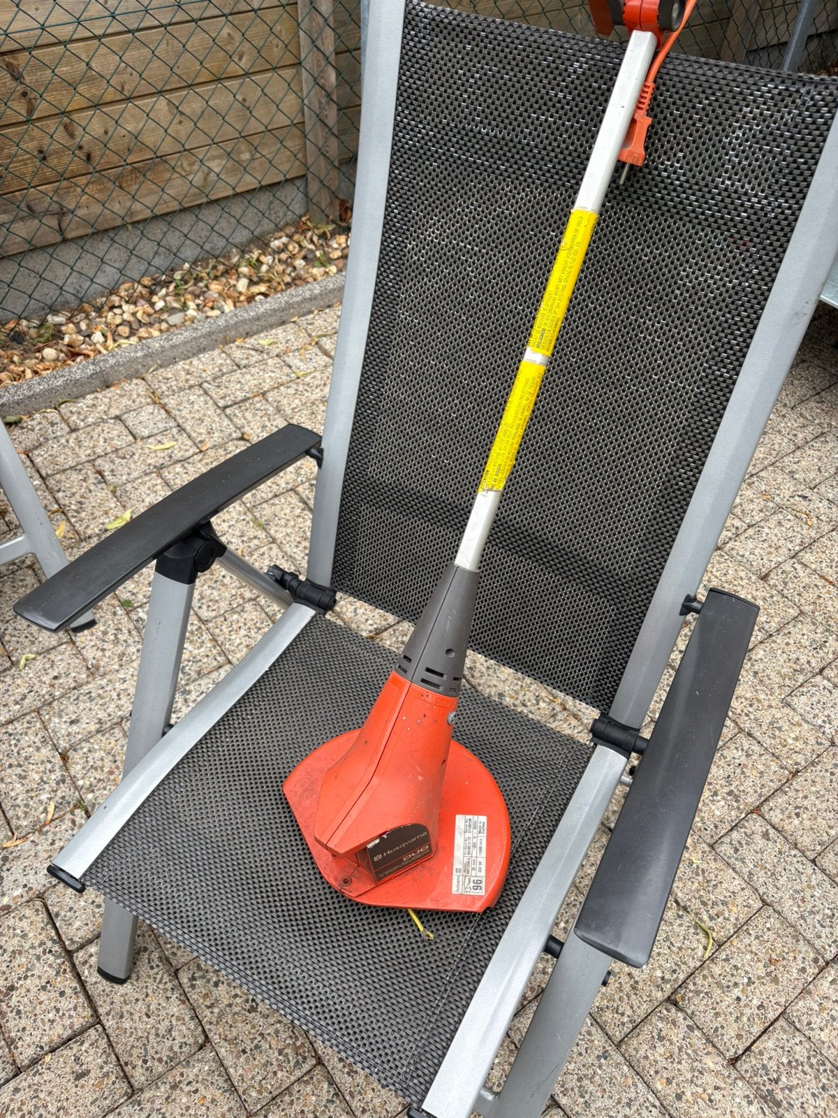 HUSQVARNA GRASTRIMMER T.E.A.B., Tuin en Terras, Ophalen, Gebruikt, 30 tot 50 cm, Benzine