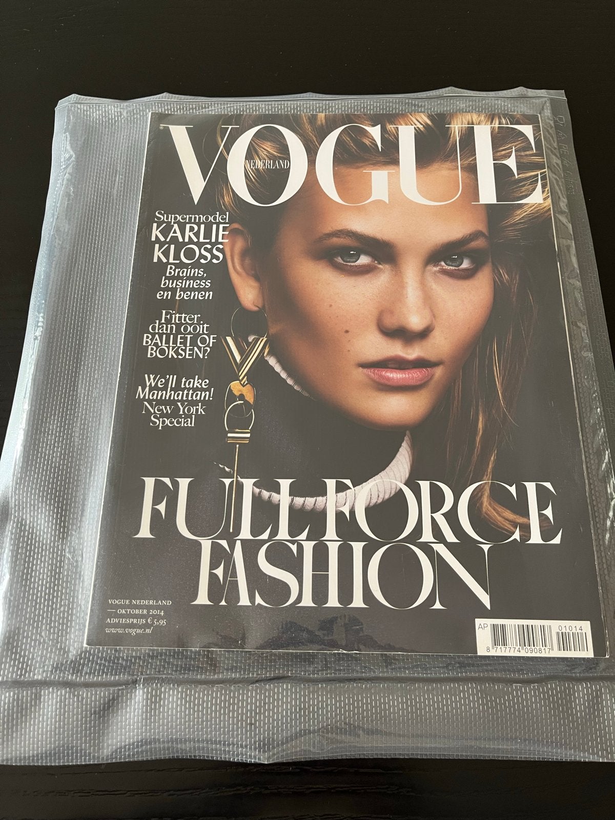 Vogue Nederland oktober 2014 - Karlie Kloss cover, Boeken, Ophalen of Verzenden, Zo goed als nieuw, Glossy