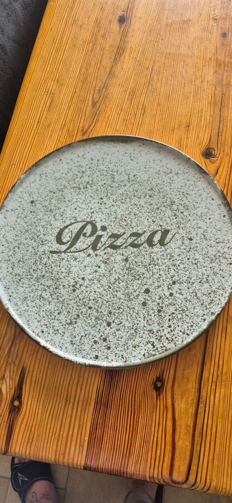 Pizzabord - nieuw, Huis en Inrichting, Ophalen of Verzenden, Zo goed als nieuw, Keramiek, Bord(en)