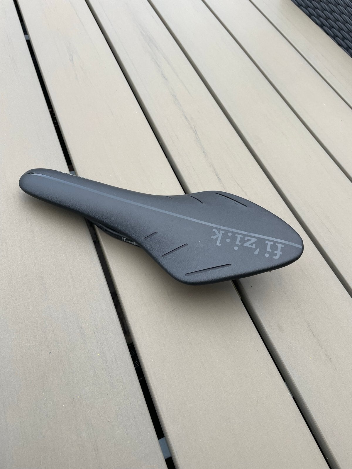 Fizik R5 racefietszadel - Zo goed als nieuw, Kunststof, Ophalen of Verzenden, Zo goed als nieuw, Zadel