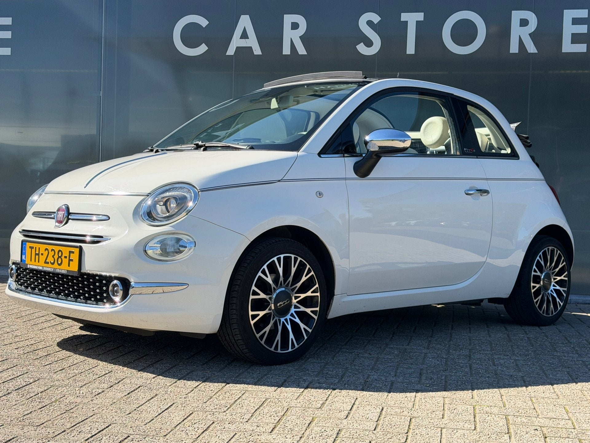 Fiat 500 C 0.9 TwinAir Turbo Collezione NAV NL AUTO, Auto's, Gebruikt, Cabriolet, Leder en Stof, Wit