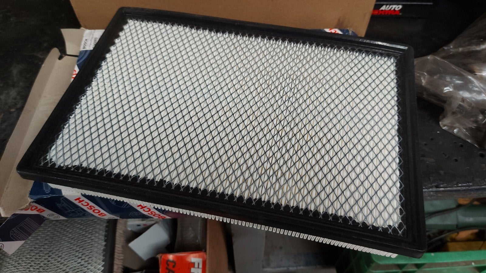 Bosch Luchtfilter F00E164765-72Y - Nieuw Dodge RAM  Hemi 5.7, Bosch, Overige automerken, Robert Bosch GmbH, Postfach 10 60 50, 70049 Stuttgart, Duitsland