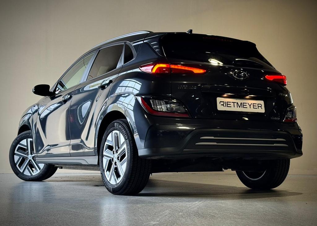 Hyundai Kona EV Fashion 64 kWh |Head-Up |Stoel/Stuurverw. |K, Auto's, Hyundai, 12 maanden, Stof, Gebruikt, 204 pk