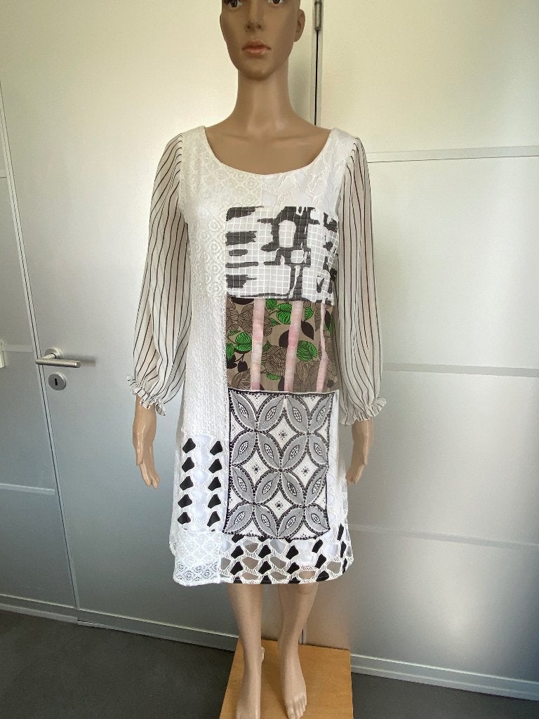 K217 Save the Queen maat M=38 apart jurkje jurk feest wit, Kleding | Dames, Jurken, Maat 38/40 (M), Wit, Zo goed als nieuw, Knielengte