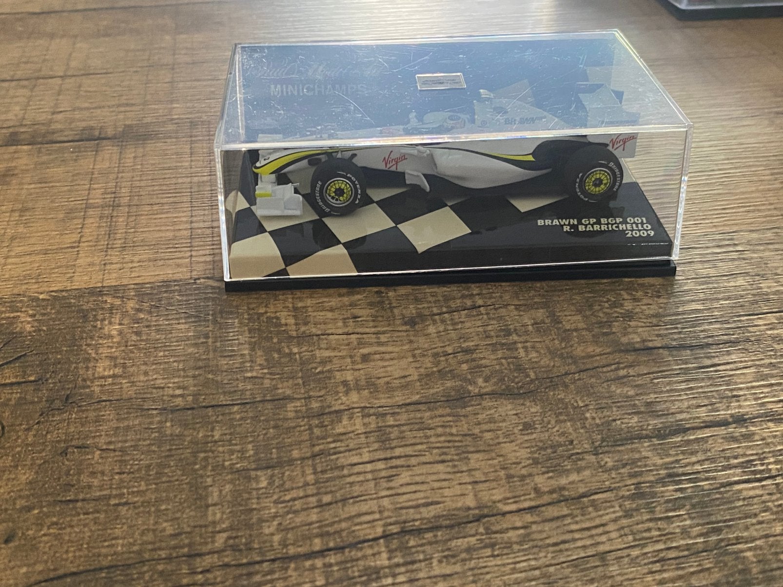 Rubens Barrichello BGP001 2009 1:43, Ophalen of Verzenden, Zo goed als nieuw