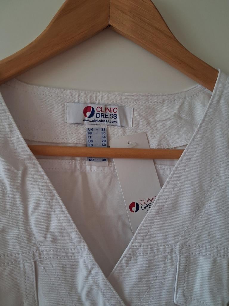 Nieuw wit zorgjasje van Clinic Dress, maat 48, Kleding | Dames, Clinic Dress, Ophalen of Verzenden, Nieuw