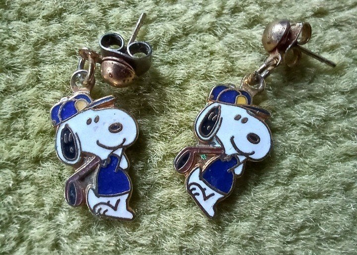 Golf sport (of hockey met wat fantasie) oorbellen van SNOOPY, Ophalen of Verzenden, Gebruikt, Overige typen, Overige merken