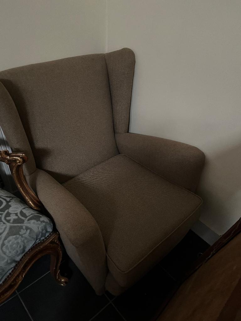 Fauteuil, middenbruin, Ophalen, Zo goed als nieuw, Stof, 50 tot 75 cm