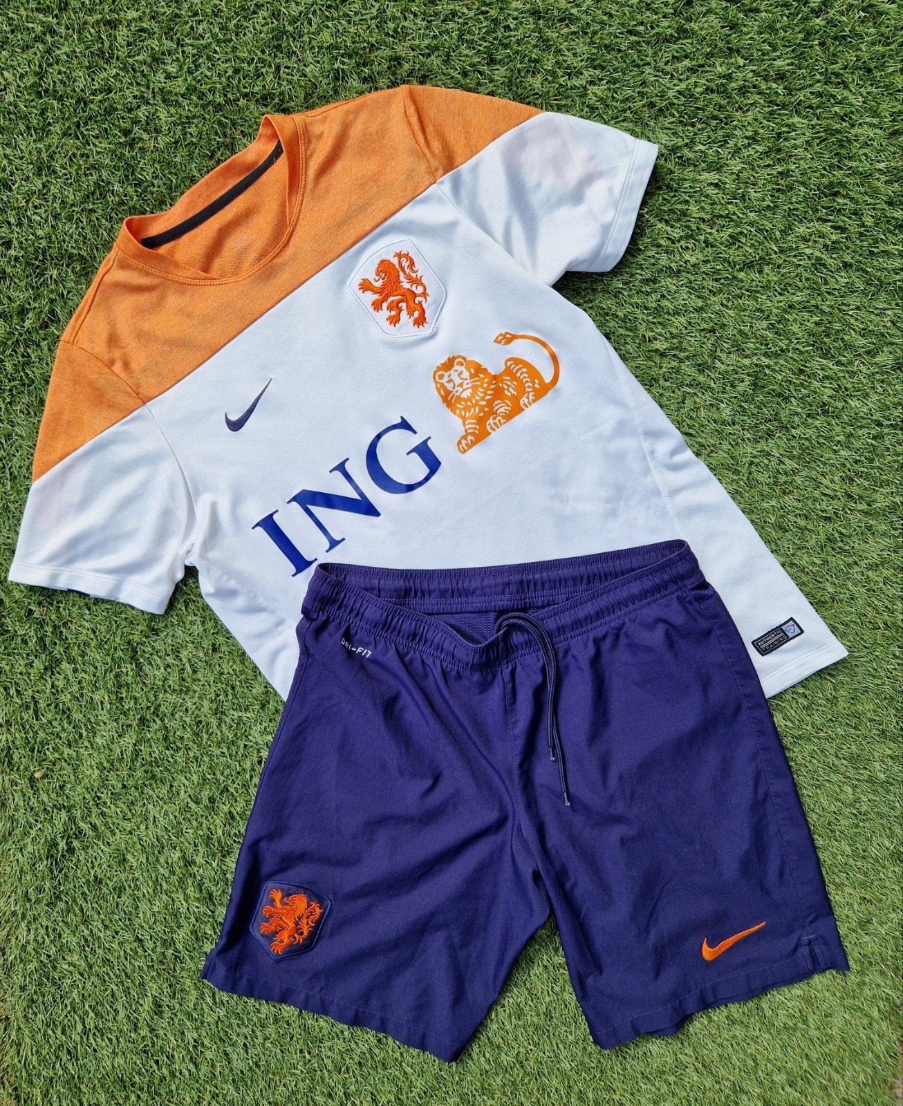Nederlands elftal tenue 2014 KNVB Oranje shirt + broekje, Maat 48/50 (M), Nike, Oranje, Ophalen of Verzenden