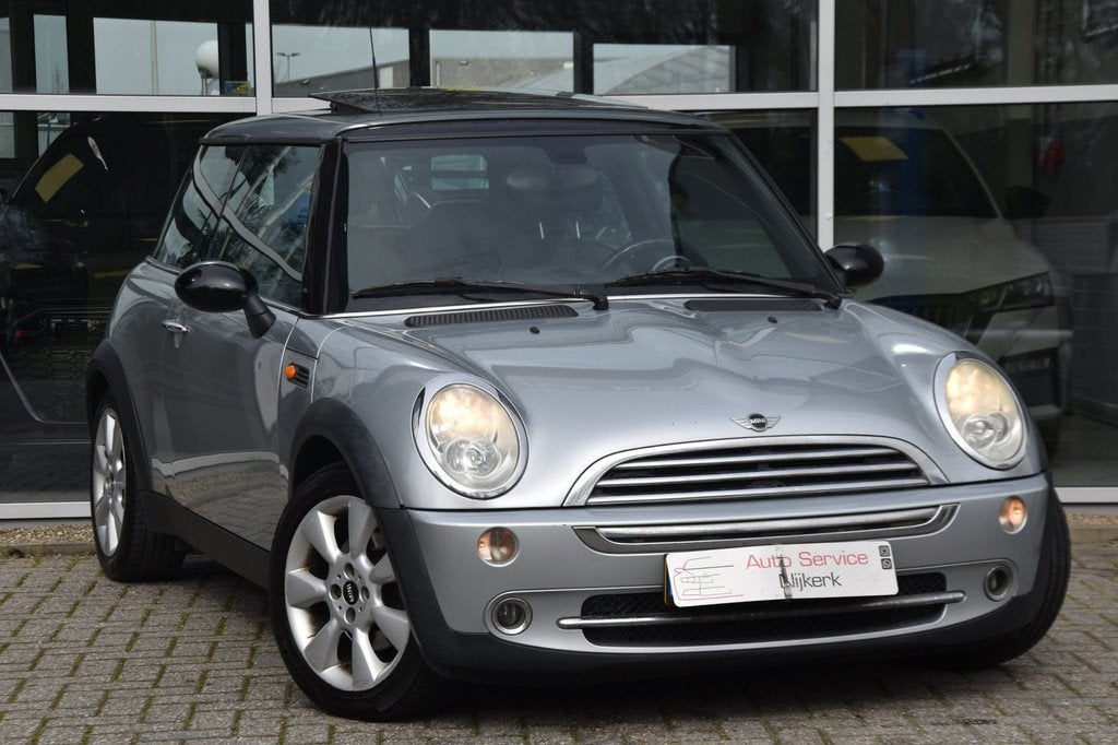 Mini Mini 1.6 Cooper Chili Airco Elek. Ramen Pano.dak Apk Lm, Auto's, Voorwielaandrijving, Gebruikt, Zwart, 4 cilinders