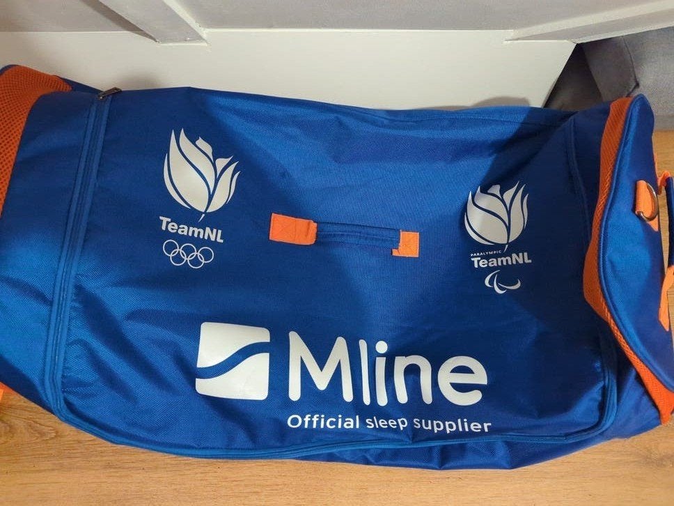 M Line Active Topper Team NL, Ophalen, Zo goed als nieuw, Tweepersoons