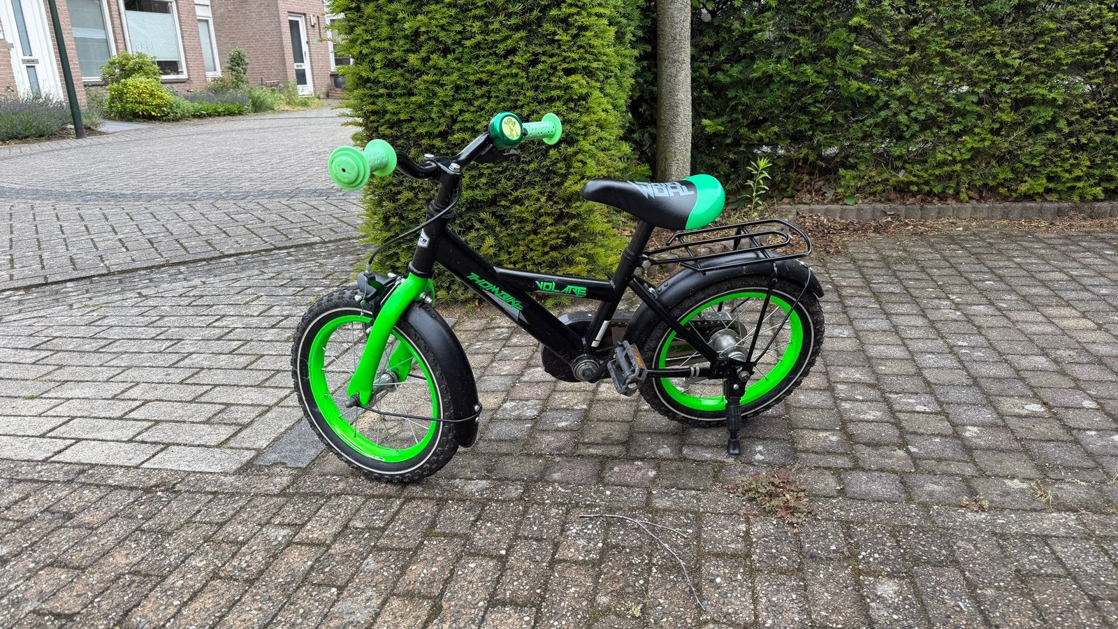 Jongensfiets 14 inch volare, Ophalen, Terugtraprem, Zijwieltjes, Gebruikt