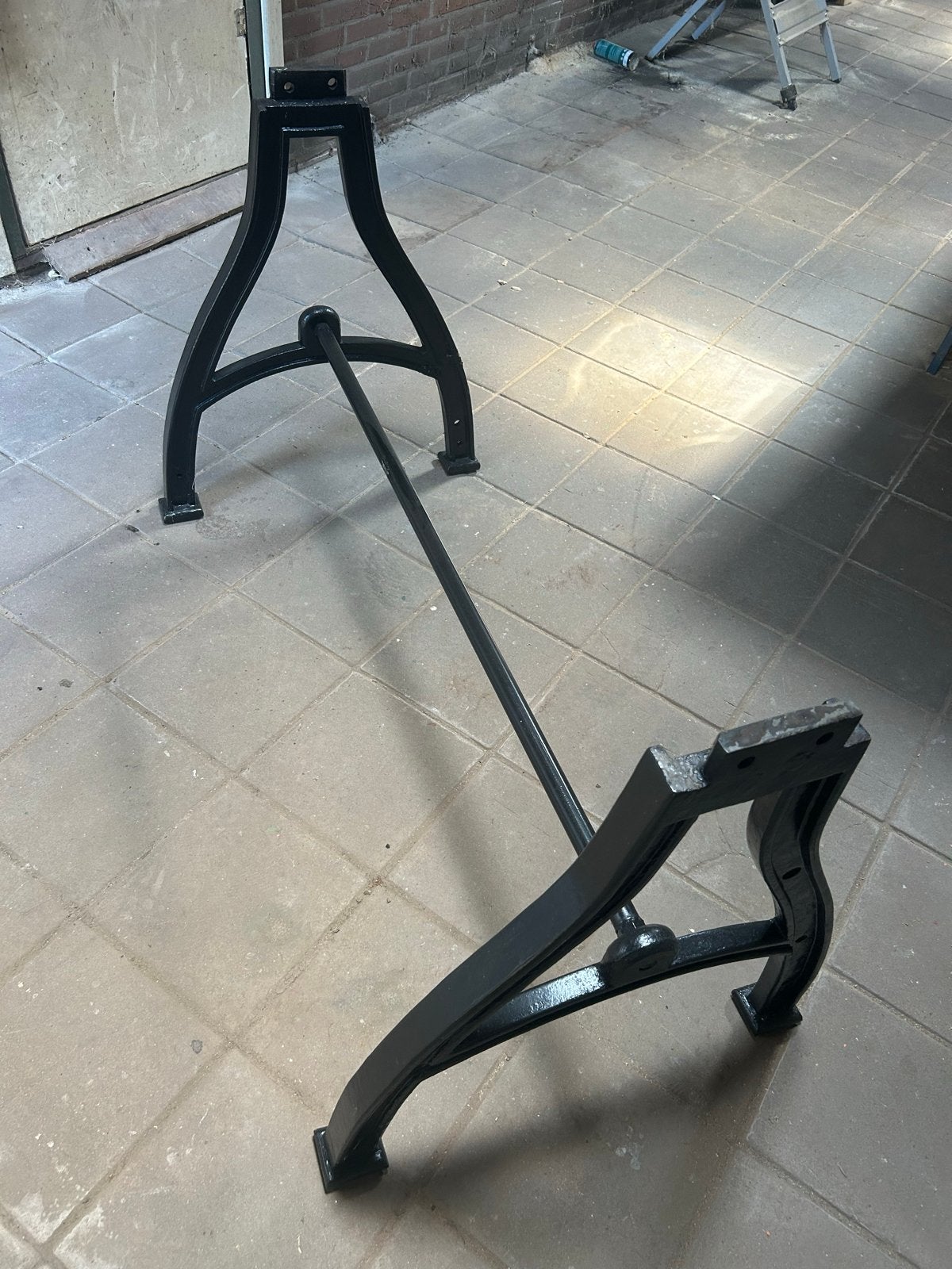 Robuuste gietijzeren tafelpoot set - Zwart, Ophalen, Tafelpoot, Gebruikt, 50 tot 100 cm