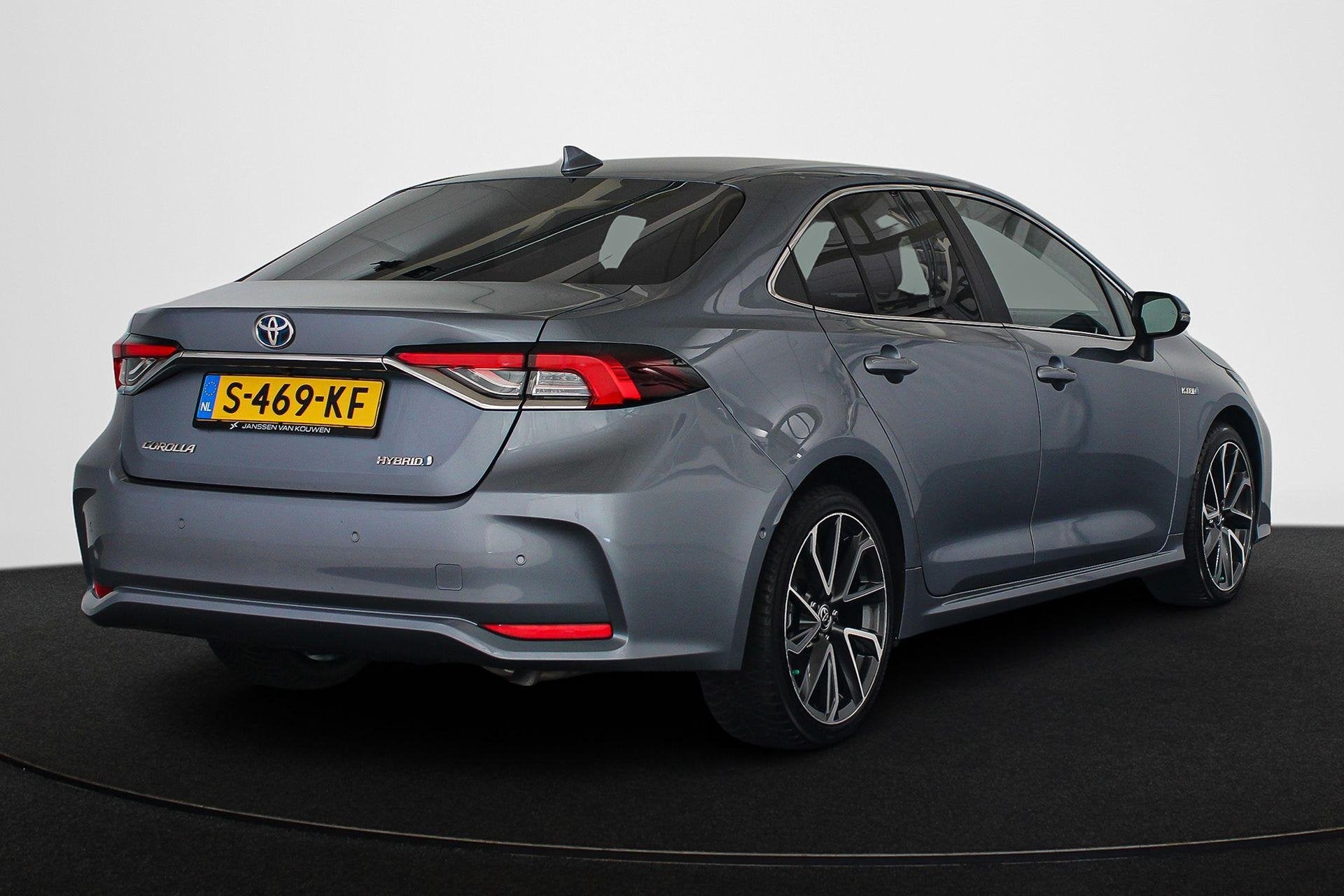Toyota Corolla Hybrid 140 Executive Head-Up Keyless Achterui, Auto's, Gebruikt, 4 cilinders, Corolla, Lichtsensor