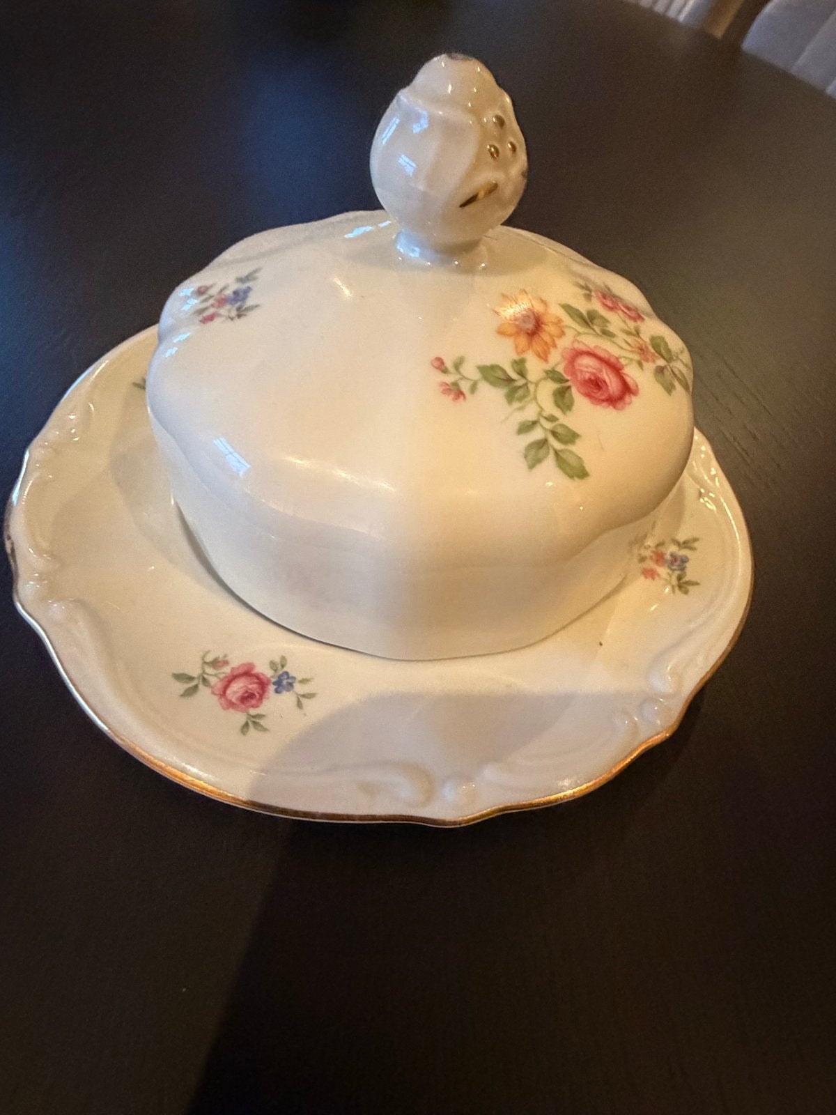 Antieke botervloot met bloemmotief, Antiek en Kunst, Ophalen of Verzenden