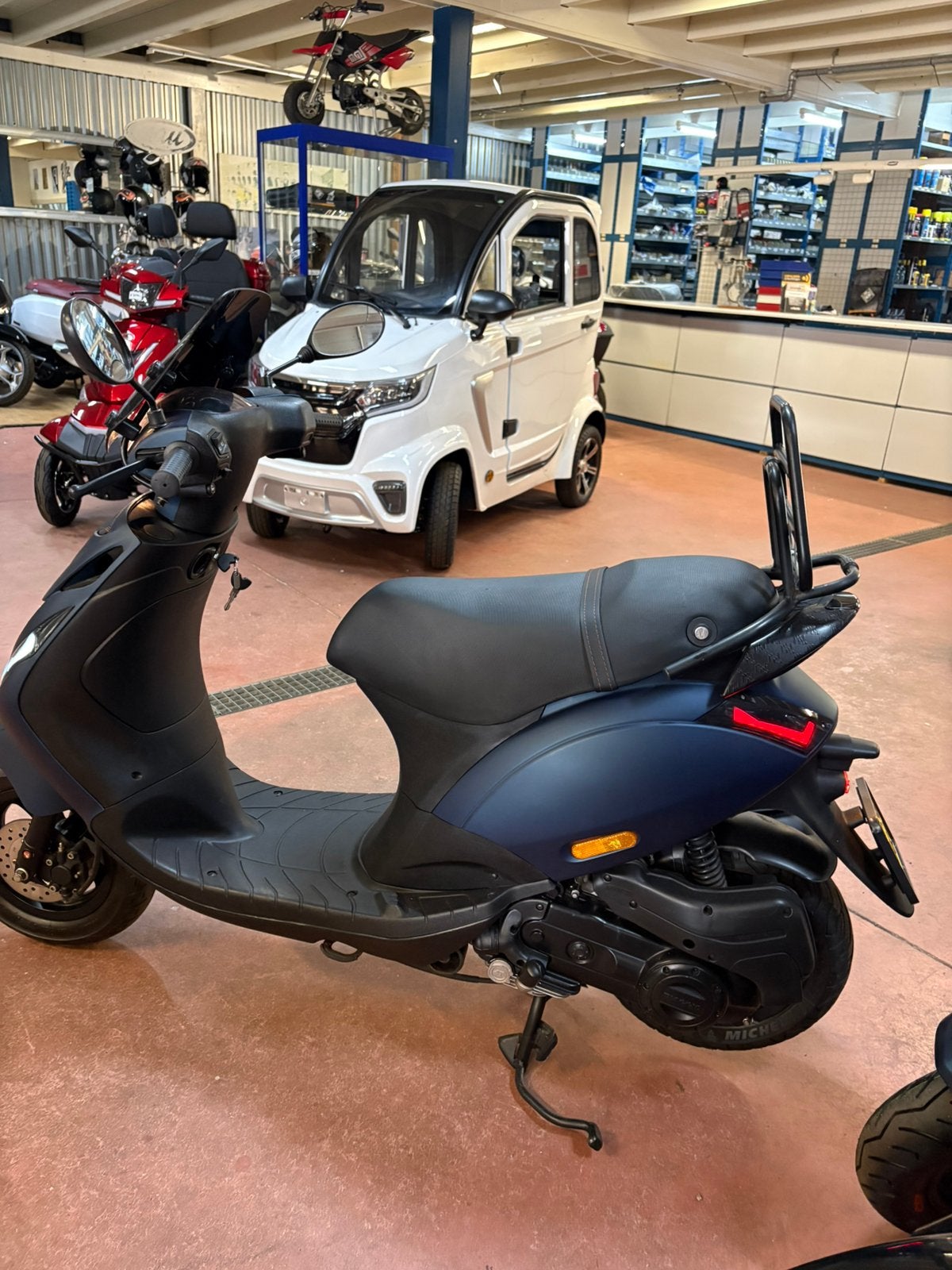 Gebro scooters: Piaggio zip SP-line 45KM BJ2018 mat blauw, Maximaal 45 km/u, Zip, Nieuw, Ophalen of Verzenden