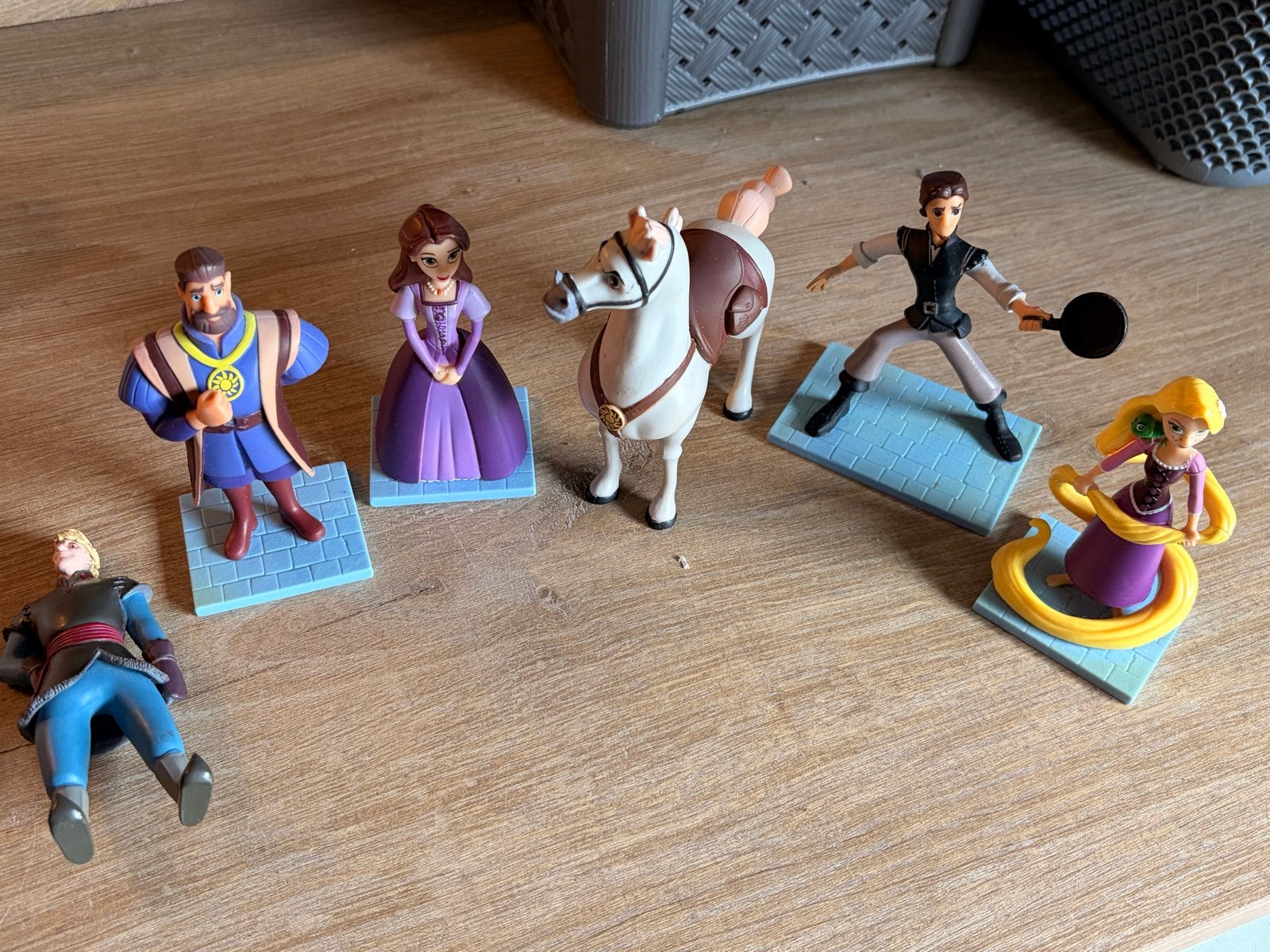 Disney verzamelpoppetjes - Rapunzel en meer, Verzamelen, Ophalen of Verzenden, Overige figuren, Gebruikt, Beeldje of Figuurtje