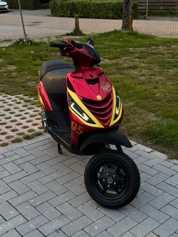 Piaggio Zip 50cc 4t Carb, Ophalen of Verzenden, Zo goed als nieuw, Benzine, Zip