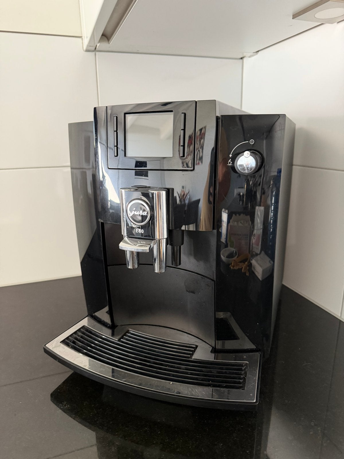 Jura E60 koffiemachine, Ophalen, Gebruikt, Koffiemachine, Afneembaar waterreservoir
