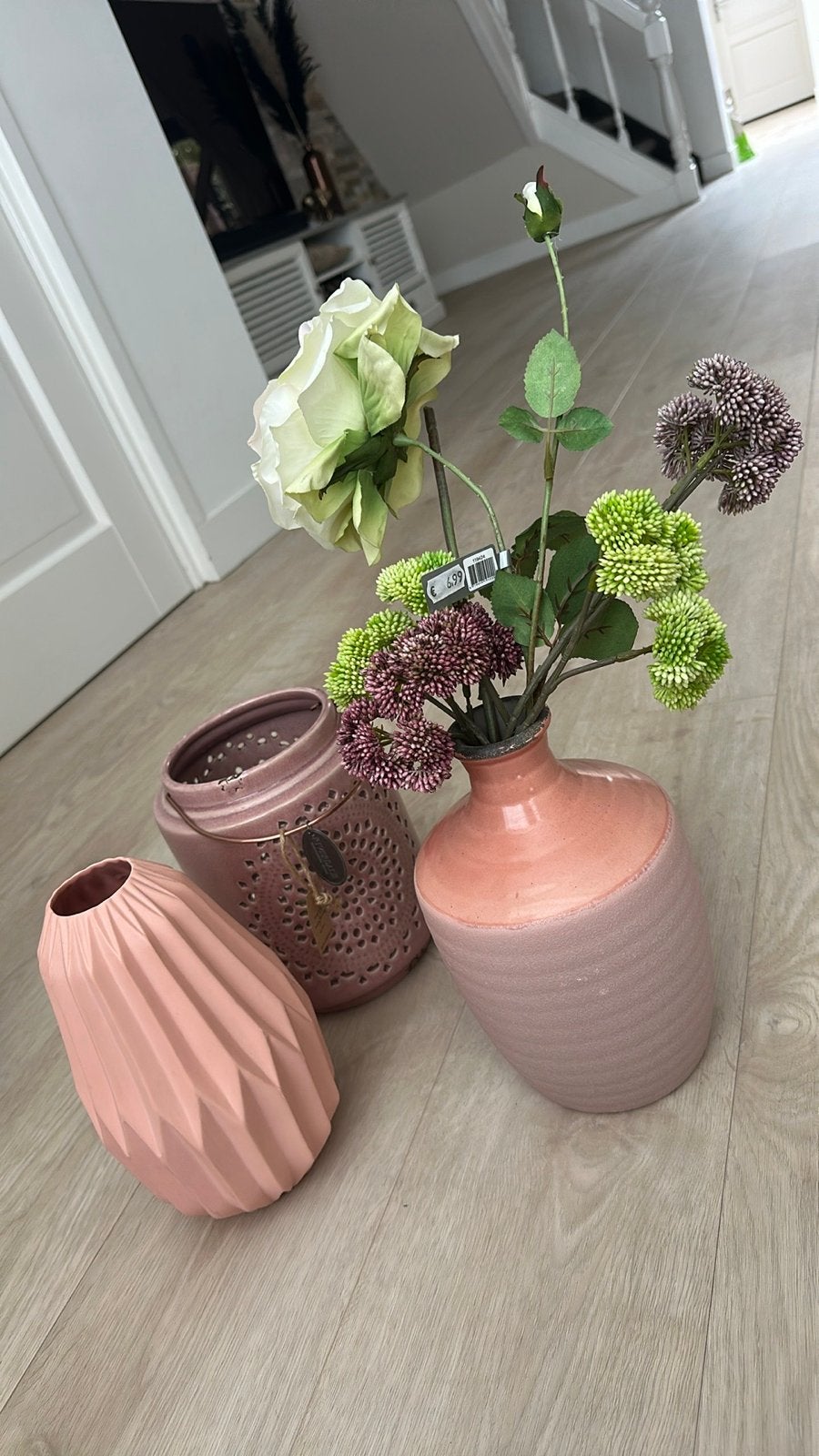 3 roze vazen Ligt&Living, Mica en 1 merkloos, Inclusief decoratie, Ophalen of Verzenden, Zo goed als nieuw, Roze