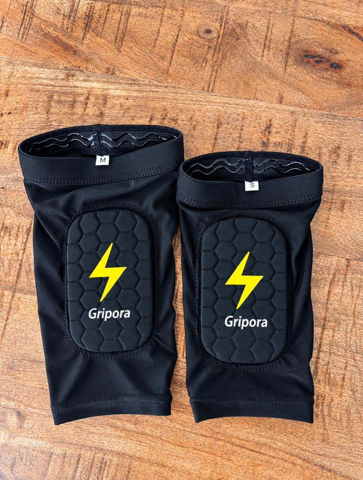 Voetbal Scheenbeschermer Sleeves Zwart Kids (7-14 jaar), Maat M, Ophalen of Verzenden, Nieuw, Overige typen