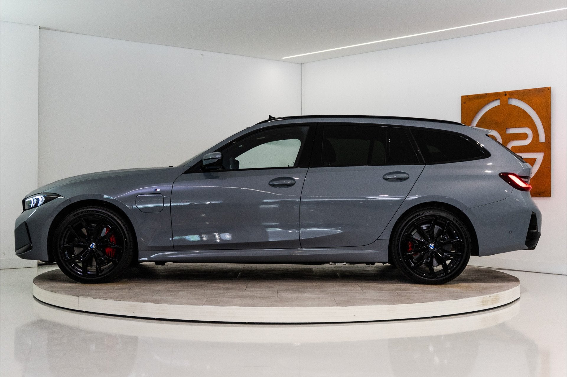 BMW 3 Serie Touring 330e xDrive M Sport Pro Edition 292PK |, Automaat, Gebruikt, Zwart, Leder