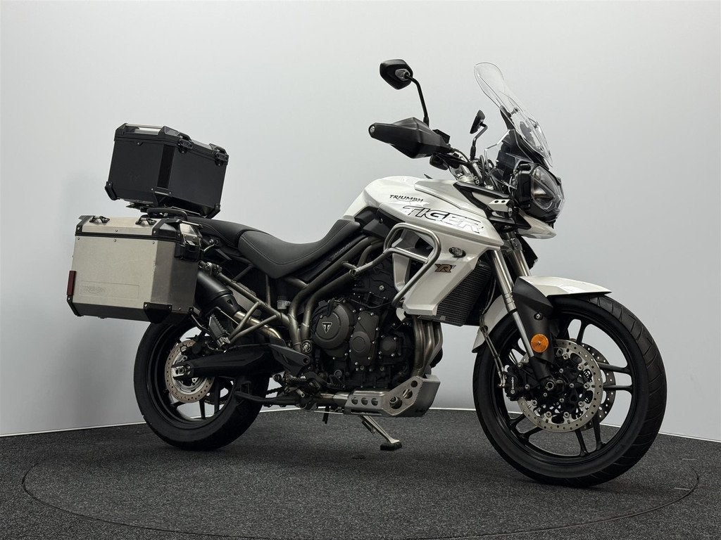 Triumph Tiger 800 XRT, Bedrijf, Meer dan 35 kW, Toermotor, Handvatverwarming