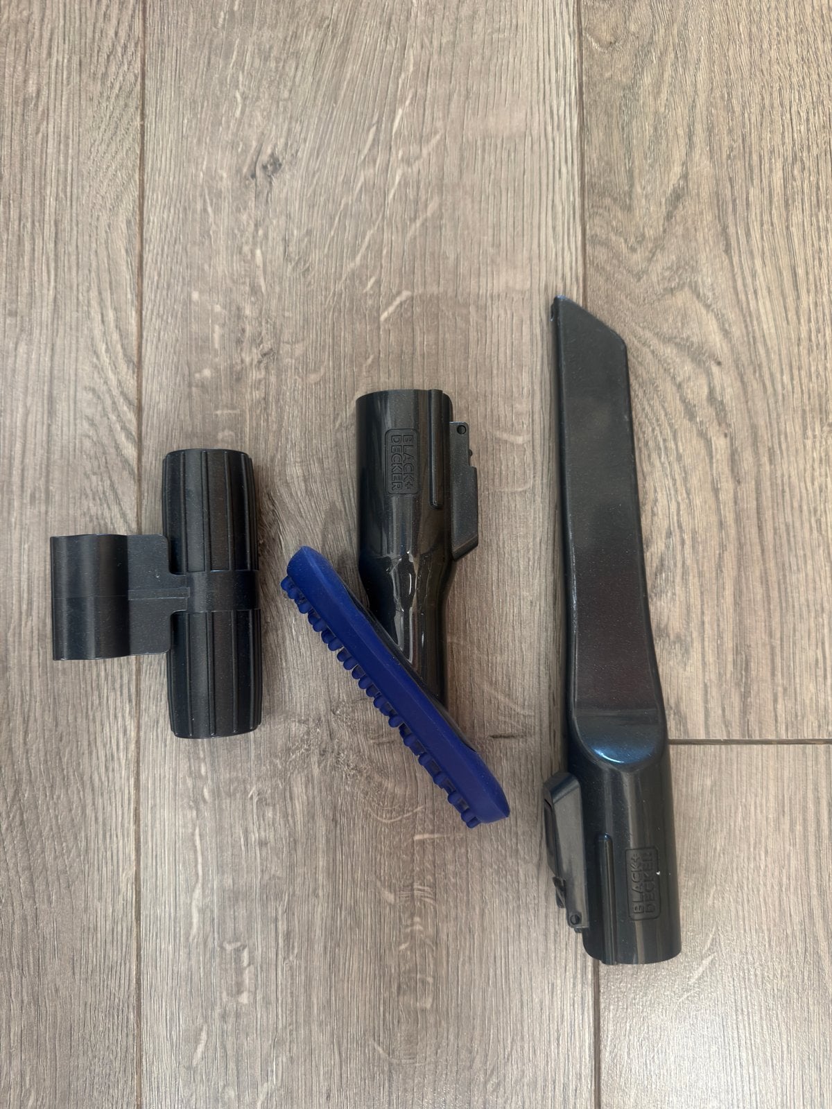 Foto 4 van Black+Decker Draadloze Steelstofzuiger met Accessoires