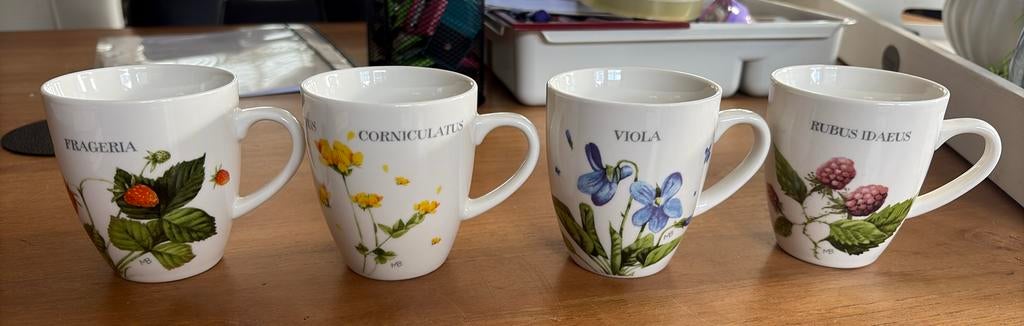 Marjolein Bastin kopjes,Wild Flowers, Huis en Inrichting, Keuken | Servies, Ophalen of Verzenden, Zo goed als nieuw, Overige stijlen