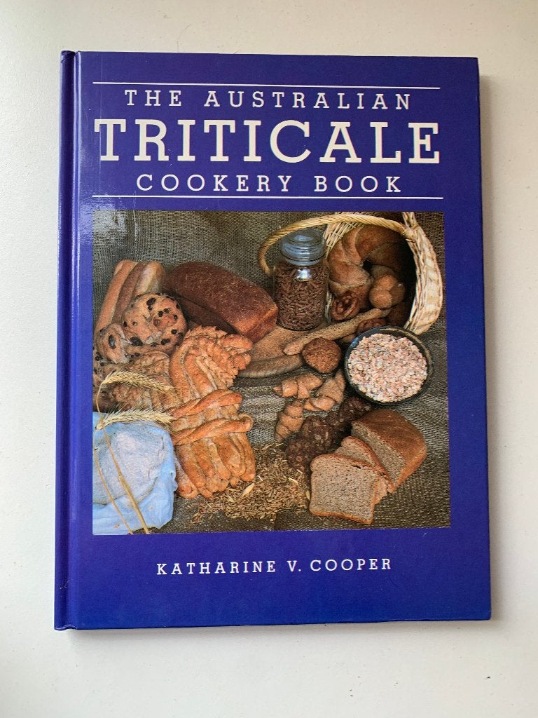 The Australian TRITICALE Cookery Book Katharine Cooper, Boeken, Ophalen of Verzenden, Gelezen, Gezond koken