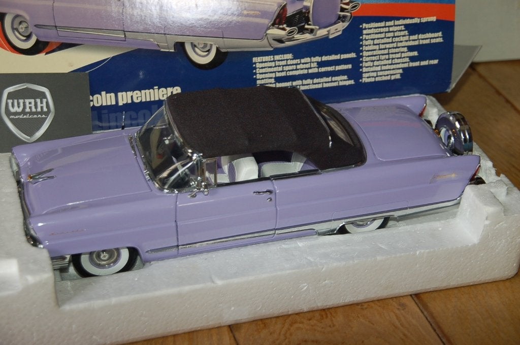 1:18 LINCOLN PREMIERE Convertible purple Sun star WRH, Hobby en Vrije tijd, Modelauto's | 1:18, Verzenden, Zo goed als nieuw, Auto