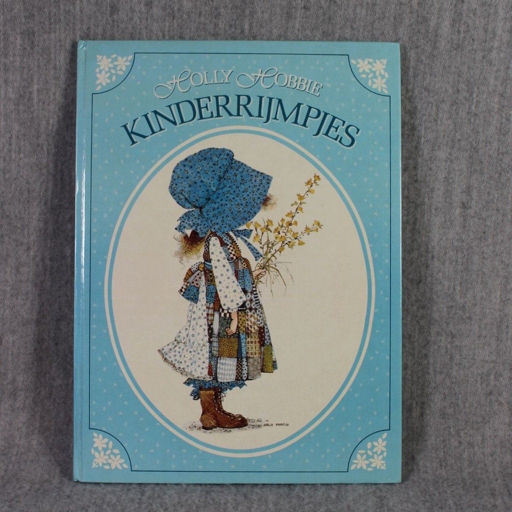 holly hobbie kinderrijmpjes vintage boek jaren 70, Ophalen of Verzenden, Gelezen, Prentenboek