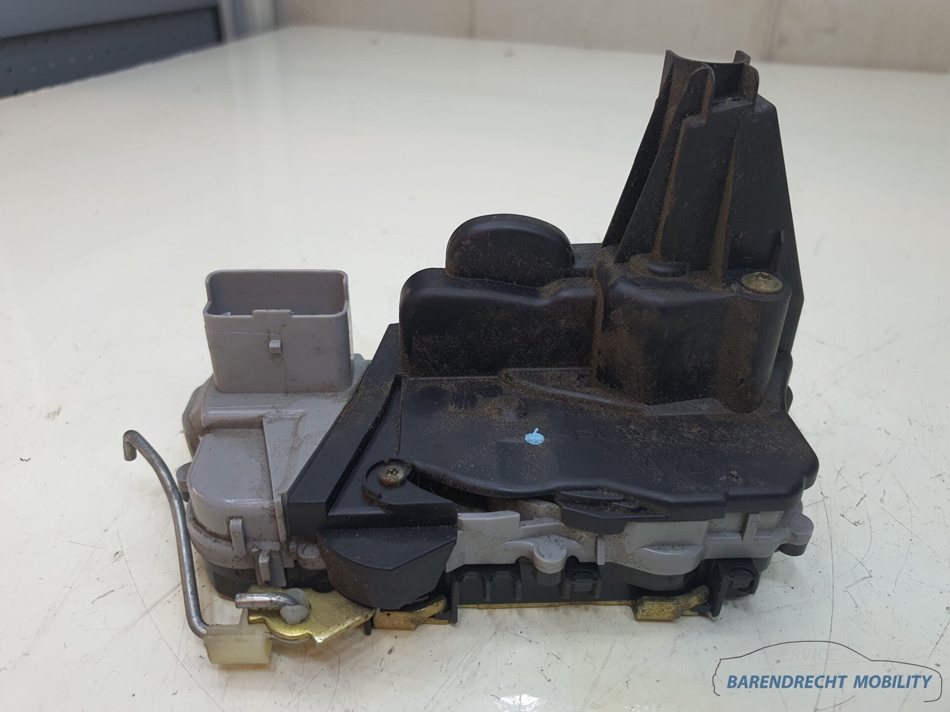 Peugeot 307 portierslot links achter LA bestuurderskant orig