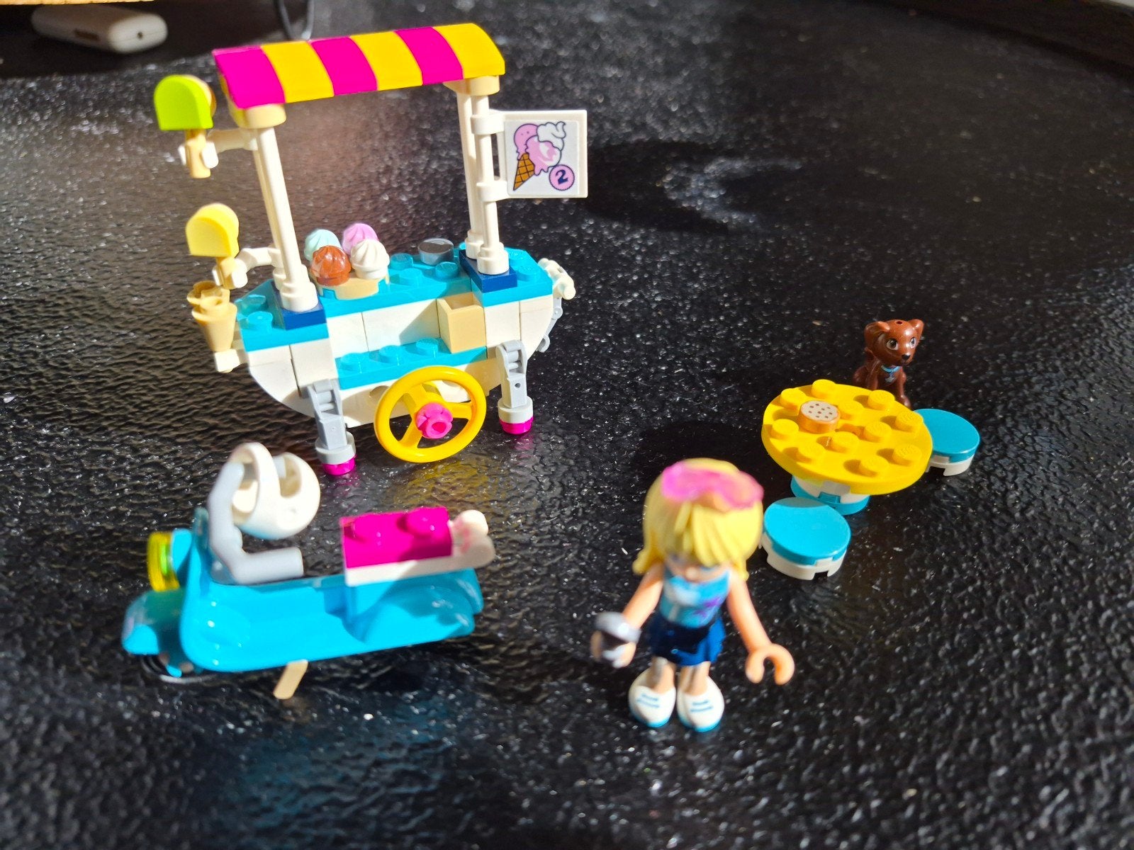 LEGO Friends IJscokar 41389 met Andrea en hondje, Gebruikt, Lego, Friends, Ophalen of Verzenden