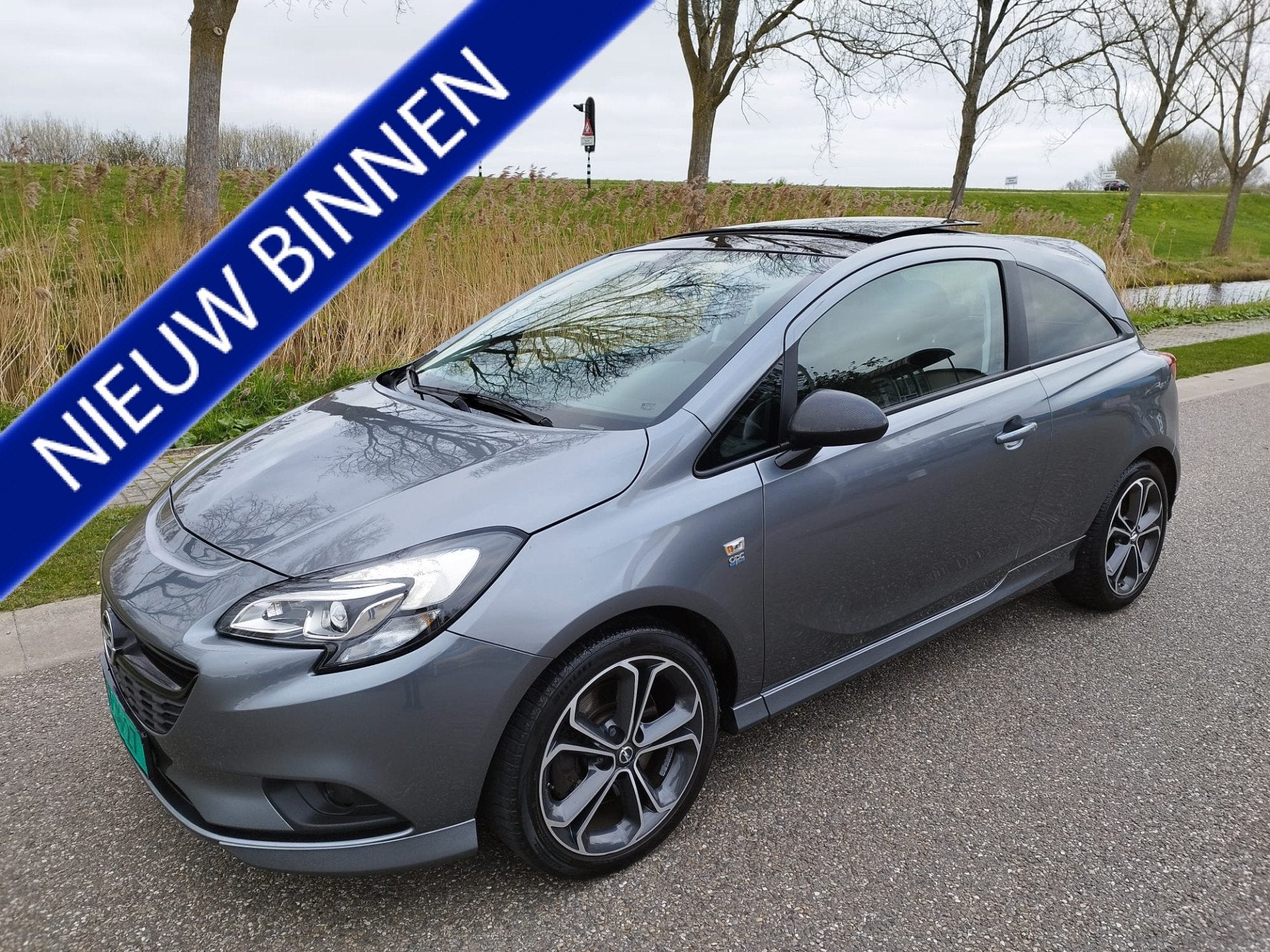 Opel Corsa 1.4 Turbo S OPC Line PANO DAK * CARBON * Leder *, Auto's, Opel, 1203 kg, Gebruikt, Zwart, 4 cilinders
