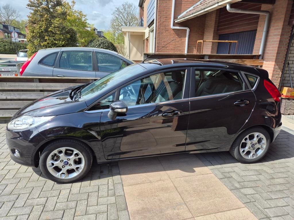 Zeer nette Ford fiesta 1.6 Titanium , cruiscontr. 5 deurs, Auto's, Particulier, Te koop