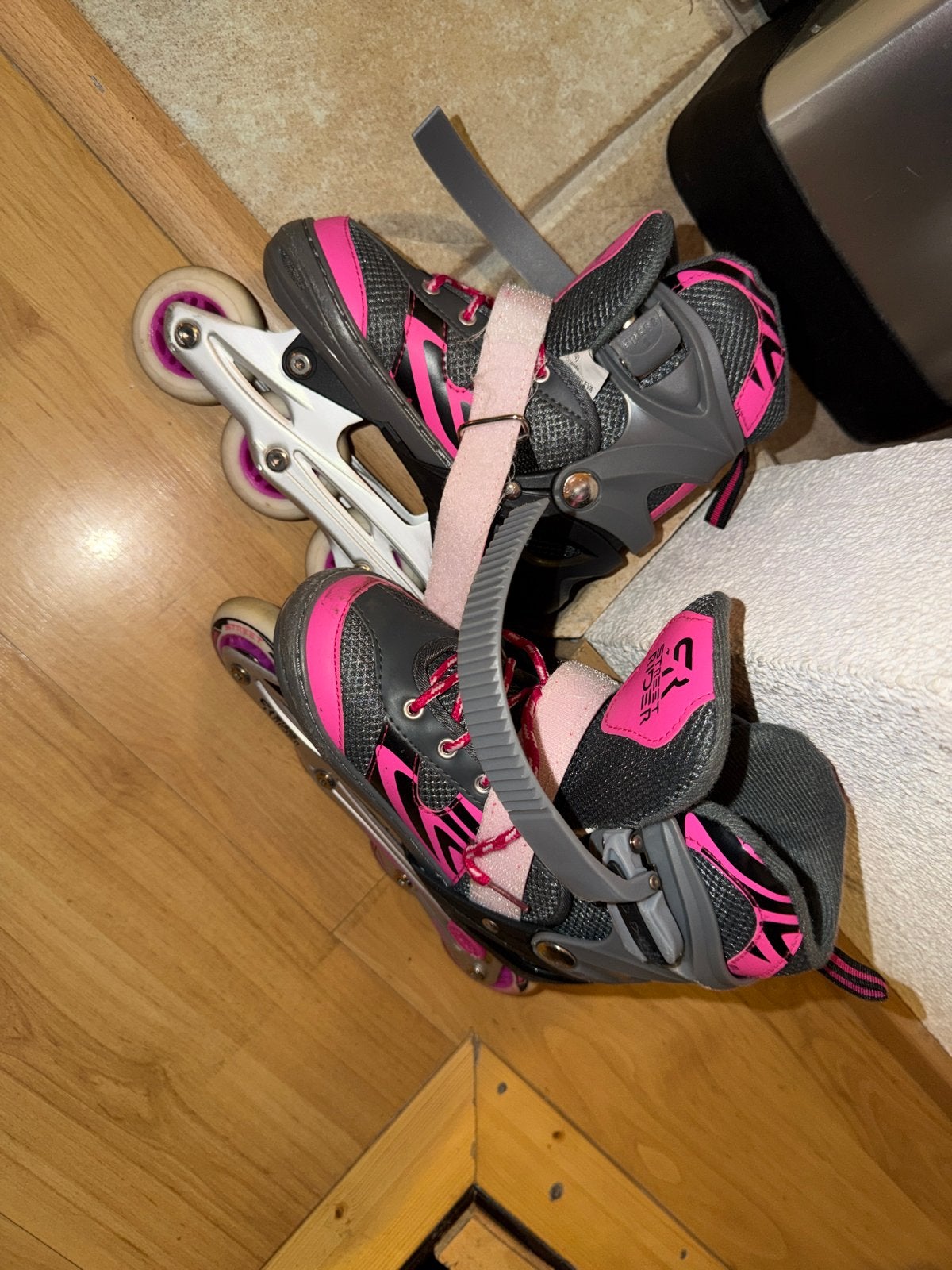 Roze/Grijze Inline Skates - Verstelbaar voor Kinderen, Sport en Fitness, Skeelers, Ophalen, Kinderen, Inline skates 4 wielen, Verstelbaar