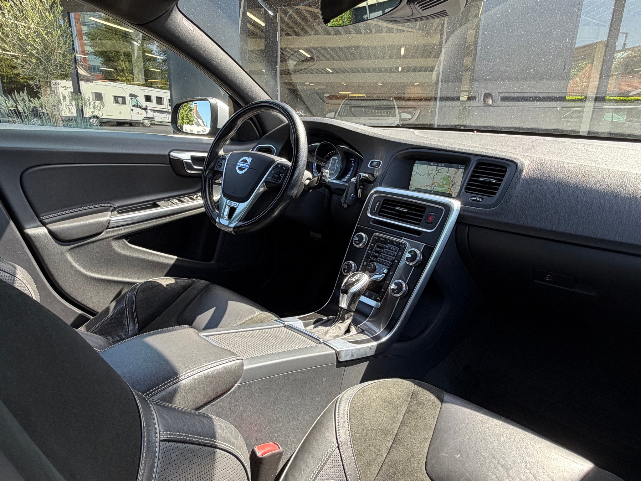 Volvo V60 T5 Ocean Race R-Design Nieuw Staat (bj 2014), Euro 6, 4 cilinders, Zilver of Grijs, 84 €/maand